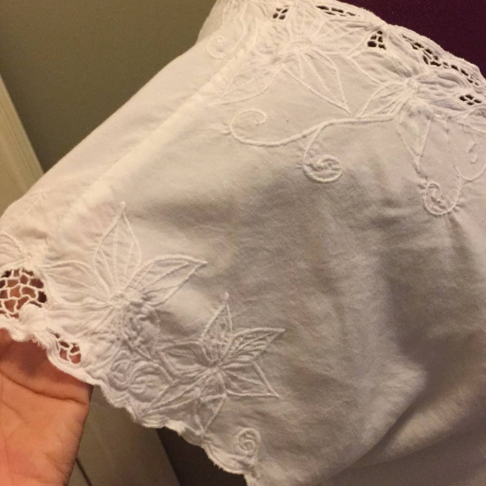 Button up blouse - Picture 2 of 8